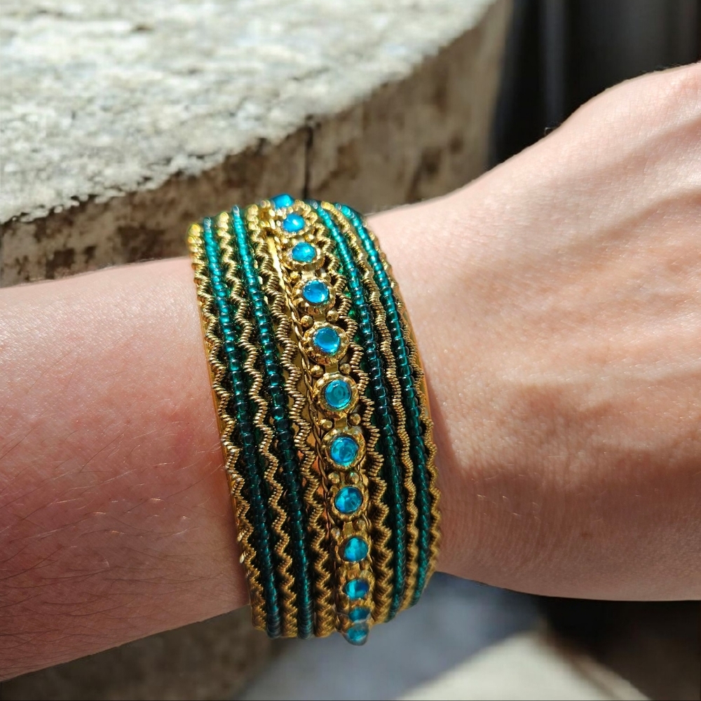 Beautiful Elegant Women's Bracelet - Picture 5 of 11